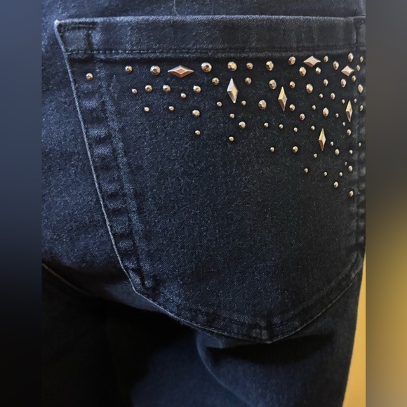 Women’s Charter Club Lexington Straight Leg Jeans - Picture 3 of 5